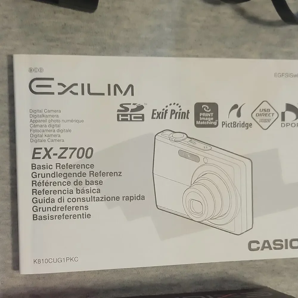 Casio Exilim EX-Z700 7.2MP Digital Camera Tested Works w/ Box Lots Accessories